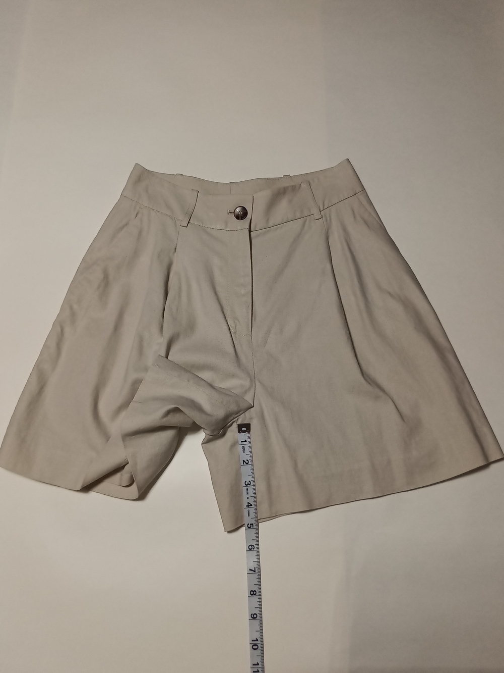 Alex Marie Tailored Linen Blend High-Waist Pleated Wide Leg Beige Shorts Size 4 - Picture 9 of 15